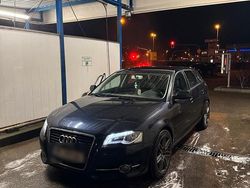 Blau Gebraucht 2011 Audi A3 Limousine | 6.000 € (Etwas zu teuer)