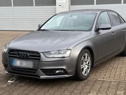 Grau Gebraucht 2012 Audi A4 Ambiente Limousine | 11.000 € (Teuer)