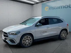 Grau Gebraucht 2025 Mercedes GLA220 SUV | 57.899 €