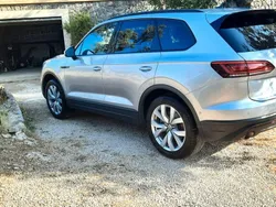 Silber Gebraucht 2021 VW Touareg R-line SUV | 44.000 € (Superpreis)