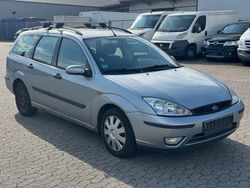 Grau Gebraucht 2004 Ford Focus Kombi | 390 € (Superpreis)
