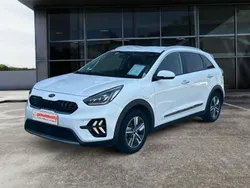 Weiß Gebraucht 2021 Kia Niro Spirit SUV | 19.850 € (Fairer Preis)
