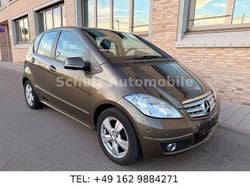Braun Gebraucht 2010 Mercedes A200 Avantgarde Van / Kleinbus | 8.950 € (Etwas zu teuer)