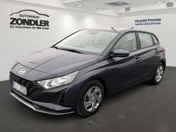 Grau Gebraucht 2025 Hyundai i20 Select Limousine | 16.990 € (Guter Preis)