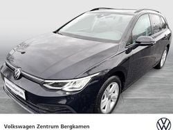 Schwarz Gebraucht 2022 VW Golf VIII Life Kombi | 21.315 € (Guter Preis)