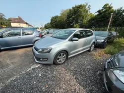 Silber Gebraucht 2011 VW Polo Kleinwagen | 2.400 € (Guter Preis)