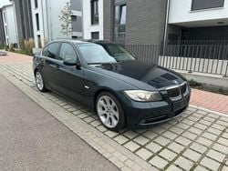 Grün Gebraucht 2007 BMW 330 Limousine | 7.999 € (Guter Preis)