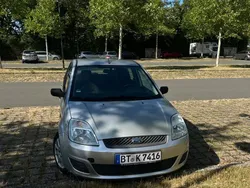 Silber Gebraucht 2007 Ford Fiesta Fun X Kleinwagen | 2.000 € (Fairer Preis)