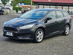 Schwarz Gebraucht 2015 Ford Focus Basis Kombi | 6.250 € (Fairer Preis)
