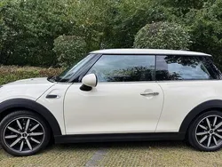 Beige Gebraucht 2017 Mini Cooper D Kleinwagen | 11.490 € (Fairer Preis)