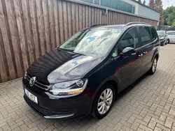 Schwarz Gebraucht 2017 VW Sharan Trendline Van / Kleinbus | 19.490 € (Guter Preis)