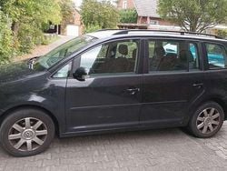 Schwarz Gebraucht 2005 VW Touran Trendline Van / Kleinbus | 1.000 € (Superpreis)