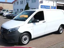 Weiß Gebraucht 2022 Mercedes Vito Van / Kleinbus | 28.500 € (Superpreis)