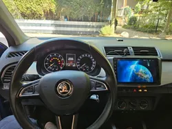 Blau Gebraucht 2016 Skoda Fabia Active Kombi | 7.600 € (Guter Preis)