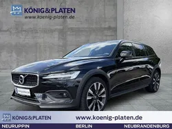 Schwarz Gebraucht 2019 Volvo V60 CC Pro Kombi | 26.990 € (Fairer Preis)