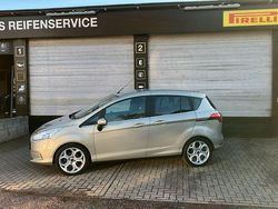 Grau Gebraucht 2013 Ford B-MAX Titanium Van / Kleinbus | 6.490 € (Fairer Preis)