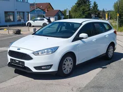 Weiß Gebraucht 2017 Ford Focus Business Edition Limousine | 6.990 € (Guter Preis)