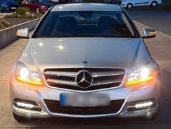 Silber Gebraucht 2012 Mercedes 180 Limousine | 17.700 €