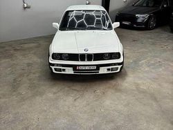 Weiß Gebraucht 1988 BMW 316 Performance Coupé | 40.999 €