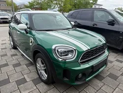Grün Gebraucht 2021 Mini Cooper Countryman Classic SUV | 24.380 € (Etwas zu teuer)