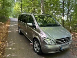 Braun Gebraucht 2010 Mercedes Viano Van / Kleinbus | 15.400 € (Fairer Preis)