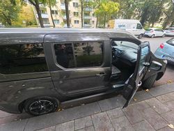 Grau Gebraucht 2017 Ford Tourneo Connect Van / Kleinbus | 15.500 € (Fairer Preis)