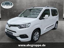 Weiss Gebraucht 2020 Toyota Proace Verso City Kombi | 19.990 € (Guter Preis)