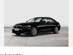 Schwarz Gebraucht 2022 BMW 320e Sport Line Limousine | 26.490 € (Guter Preis)