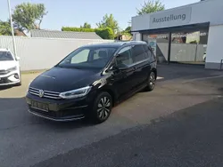 Deep black perleffekt Gebraucht 2024 VW Touran Move Van / Kleinbus | 36.950 € (Fairer Preis)