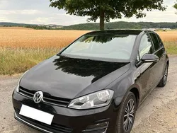 Schwarz Gebraucht 2016 VW Golf VII Allstar Limousine | 9.400 € (Fairer Preis)