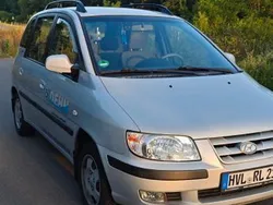 Silber Gebraucht 2004 Hyundai Matrix GLS Van / Kleinbus | 2.200 € (Fairer Preis)