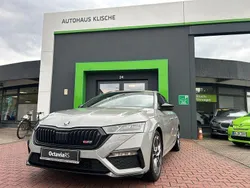 Grau Gebraucht 2021 Skoda Octavia RS Kombi | 33.700 € (Etwas zu teuer)