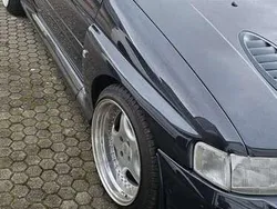 Schwarz Gebraucht 1993 Ford Escort Coupé | 50.000 €