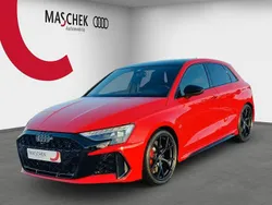 Progressivrot Gebraucht 2024 Audi RS3 Sportback Premium Kleinwagen | 69.240 € (Teuer)