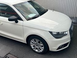 Weiß Gebraucht 2013 Audi A1 Sportback Ambition Kleinwagen | 8.000 € (Guter Preis)
