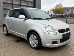 Silber Gebraucht 2007 Suzuki Swift Kleinwagen | 2.350 € (Superpreis)