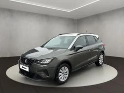 Kliffgrau Gebraucht 2023 Seat Arona Style SUV | 18.980 € (Fairer Preis)