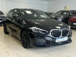 Schwarz Gebraucht 2023 BMW 118 Advantage Kleinwagen | 25.000 € (Guter Preis)