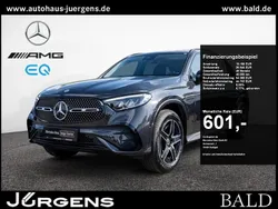 Grau graphitgrau metallic Gebraucht 2024 Mercedes GLC400d AMG SUV | 62.490 € (Superpreis)