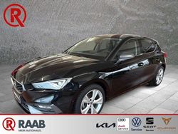 Mitternachtsschwarz Gebraucht 2024 Seat Leon FR Limousine | 25.495 € (Guter Preis)