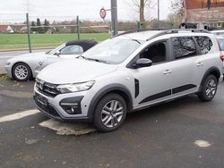 Grau Gebraucht 2022 Dacia Jogger Extreme Van / Kleinbus | 13.999 € (Superpreis)