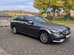 Grau Gebraucht 2016 Mercedes C220 Kombi | 16.500 € (Fairer Preis)