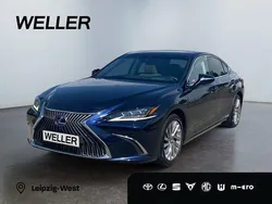 Blau Gebraucht 2020 Lexus ES300H Luxury Line Limousine | 39.490 € (Fairer Preis)