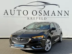 Onyx schwarz Gebraucht 2019 Opel Insignia Country Tourer Kombi | 16.950 € (Etwas zu teuer)