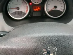 Weiß Gebraucht 2010 Peugeot 206+ Kleinwagen | 1.500 € (Guter Preis)