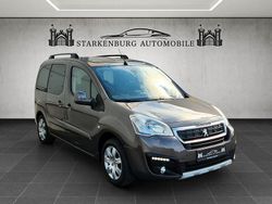 Braun Gebraucht 2017 Peugeot Partner Tepee Active Van / Kleinbus | 12.990 € (Teuer)