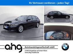 Schwarz Gebraucht 2021 BMW 330 Advantage Kombi | 28.920 € (Superpreis)