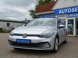Silber Gebraucht 2021 VW Golf VIII Life Kombi | 13.590 €