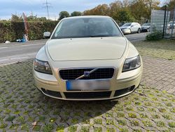 Grün Gebraucht 2004 Volvo S40 Limousine | 2.950 €