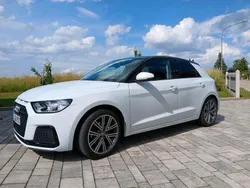 Weiß Gebraucht 2019 Audi A1 Sportback Advanced Plus Kleinwagen | 23.000 € (Fairer Preis)